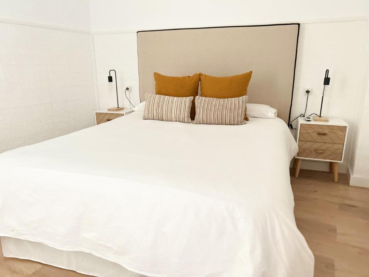 Apartamento Plaza Castilleja de la Cuesta Eksteriør bilde